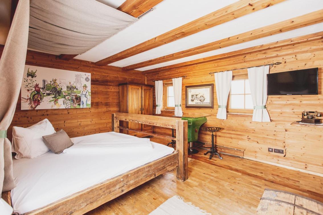 Roanwirt Hotel Sankt Lorenzen im Murztal Luaran gambar