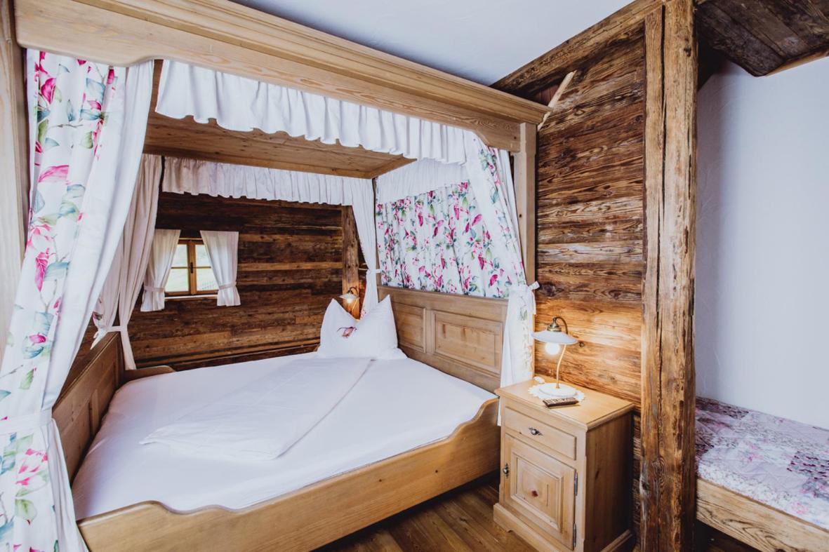 Roanwirt Hotel Sankt Lorenzen im Murztal Luaran gambar